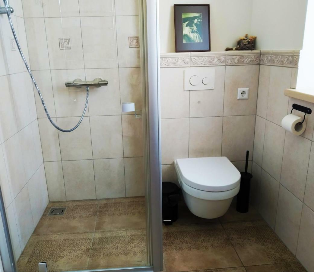 9 Min From Palanga! Luxury House On The River And Sauna Kretinga Exteriér fotografie